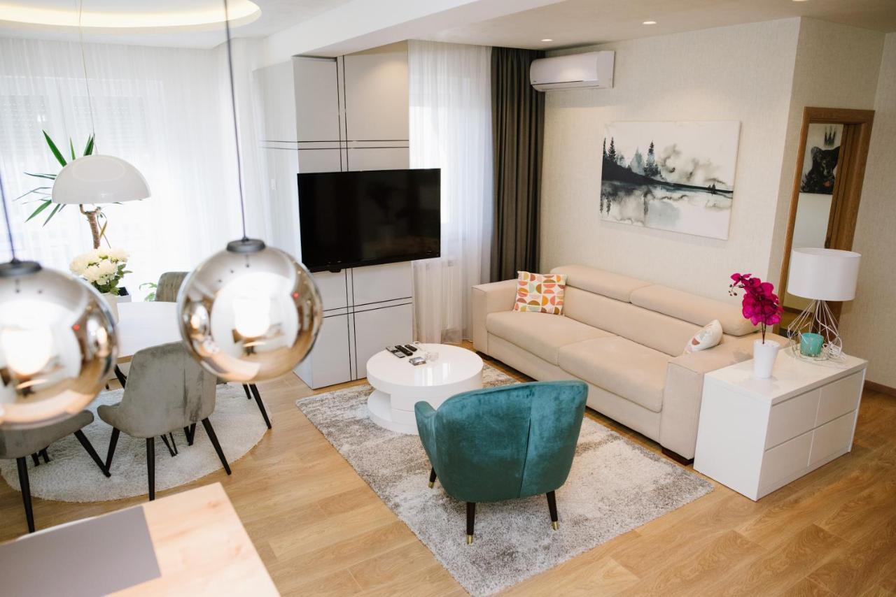 Lusso Apartman Subotica Bagian luar foto