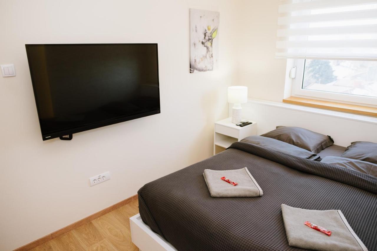 Lusso Apartman Subotica Bagian luar foto