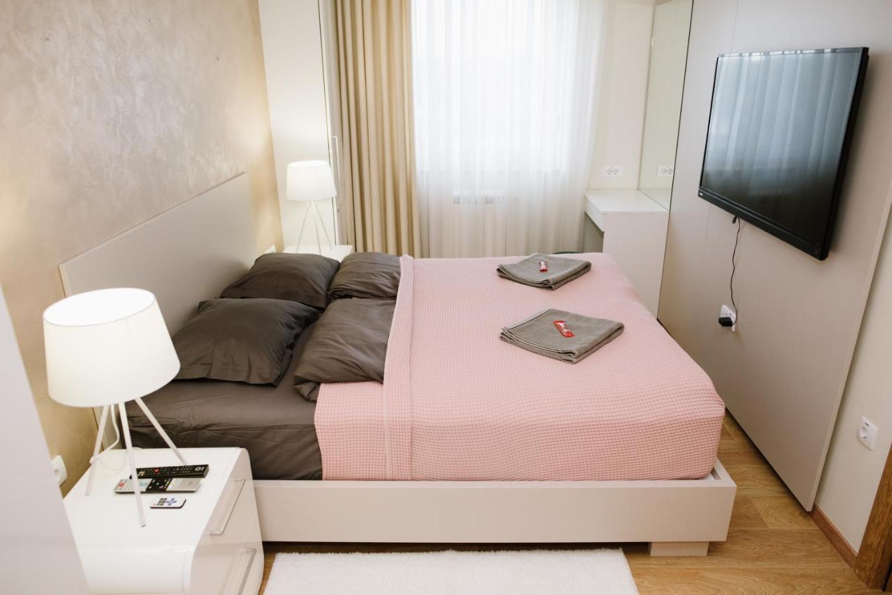 Lusso Apartman Subotica Bagian luar foto